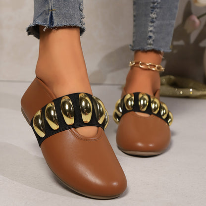 Plus-Size Flat Pumps for Women – Round Head Buckle Design