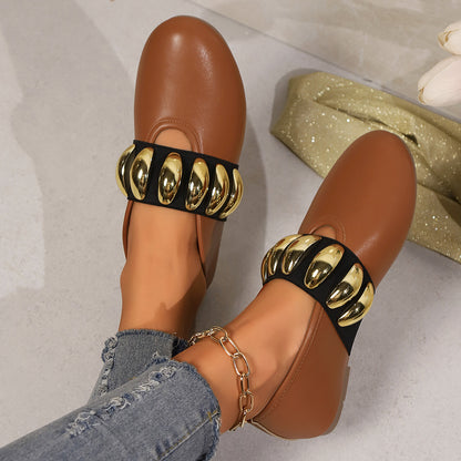 Plus-Size Flat Pumps for Women – Round Head Buckle Design